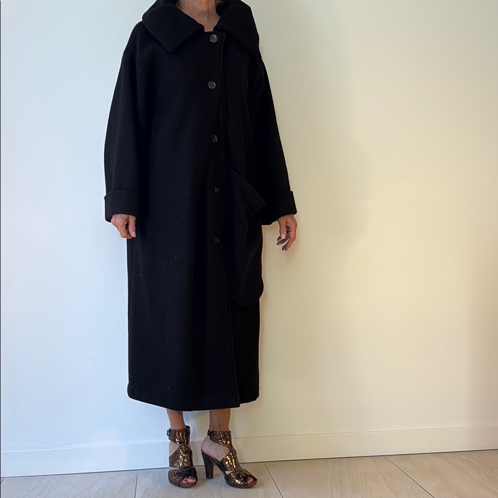 Elegant Black Long Coat